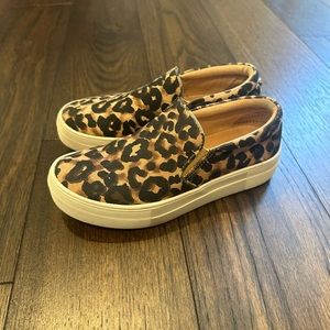 Steve Madden leopard shoes
